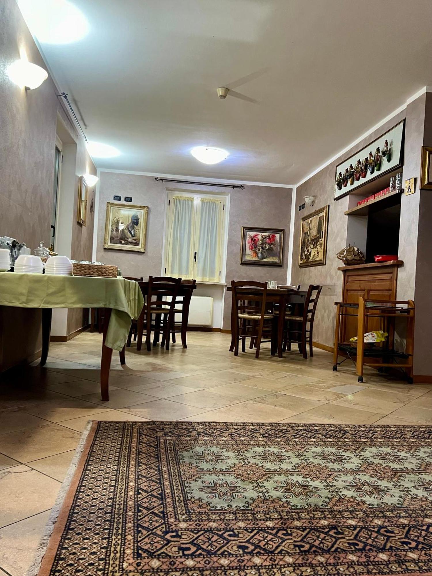 Albergo Quatro Pini Pozzolengo Eksteriør bilde