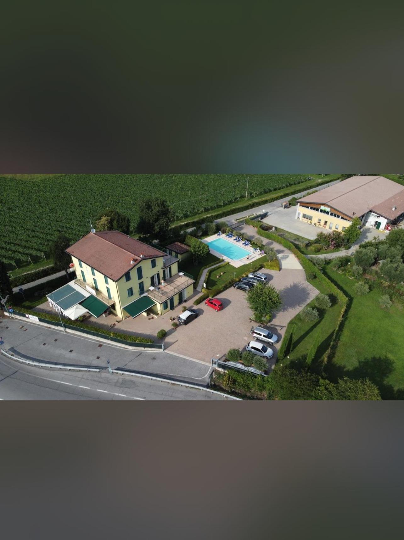 Albergo Quatro Pini Pozzolengo Eksteriør bilde